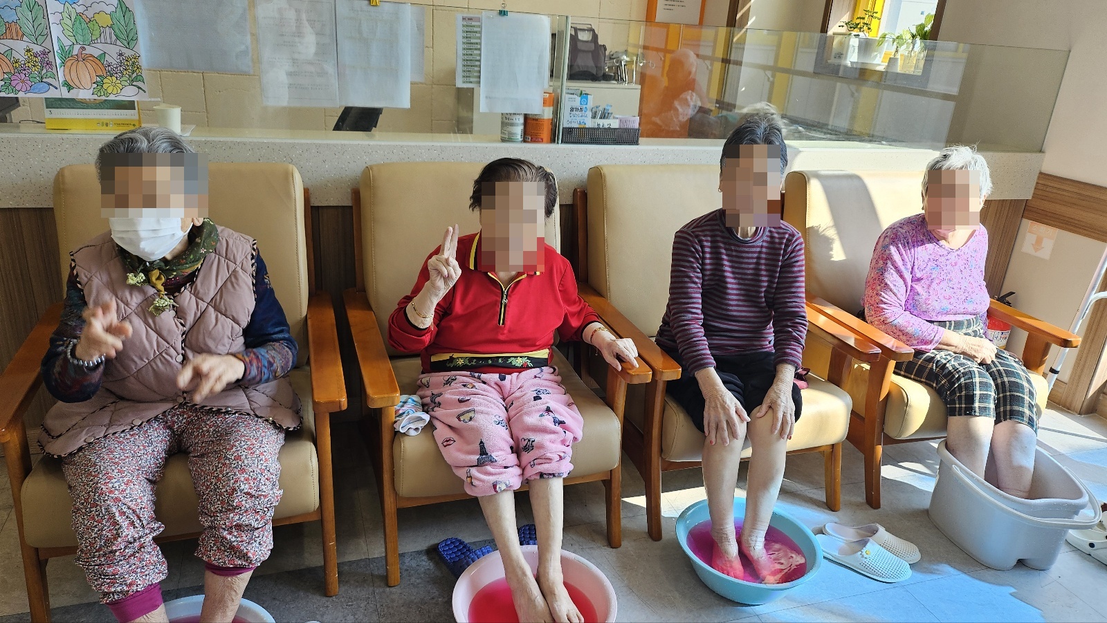 2025.03.08 여가로운 족욕타임. [첨부 이미지1]