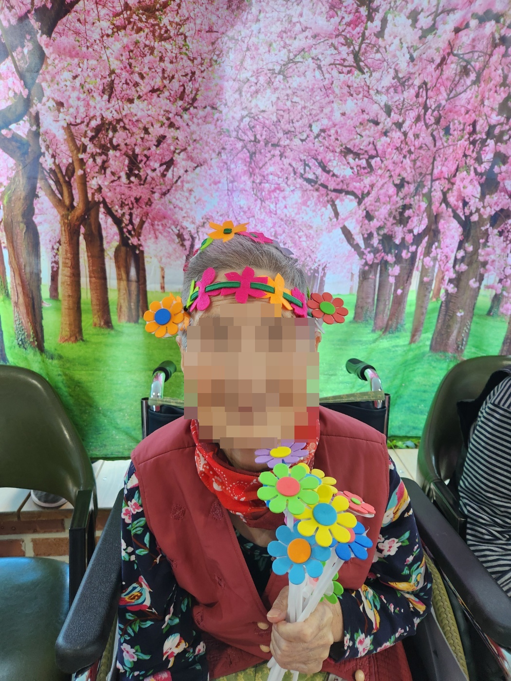 2025.04.09 요양원에도 봄이왔어요!-실버뮤직- [첨부 이미지12]