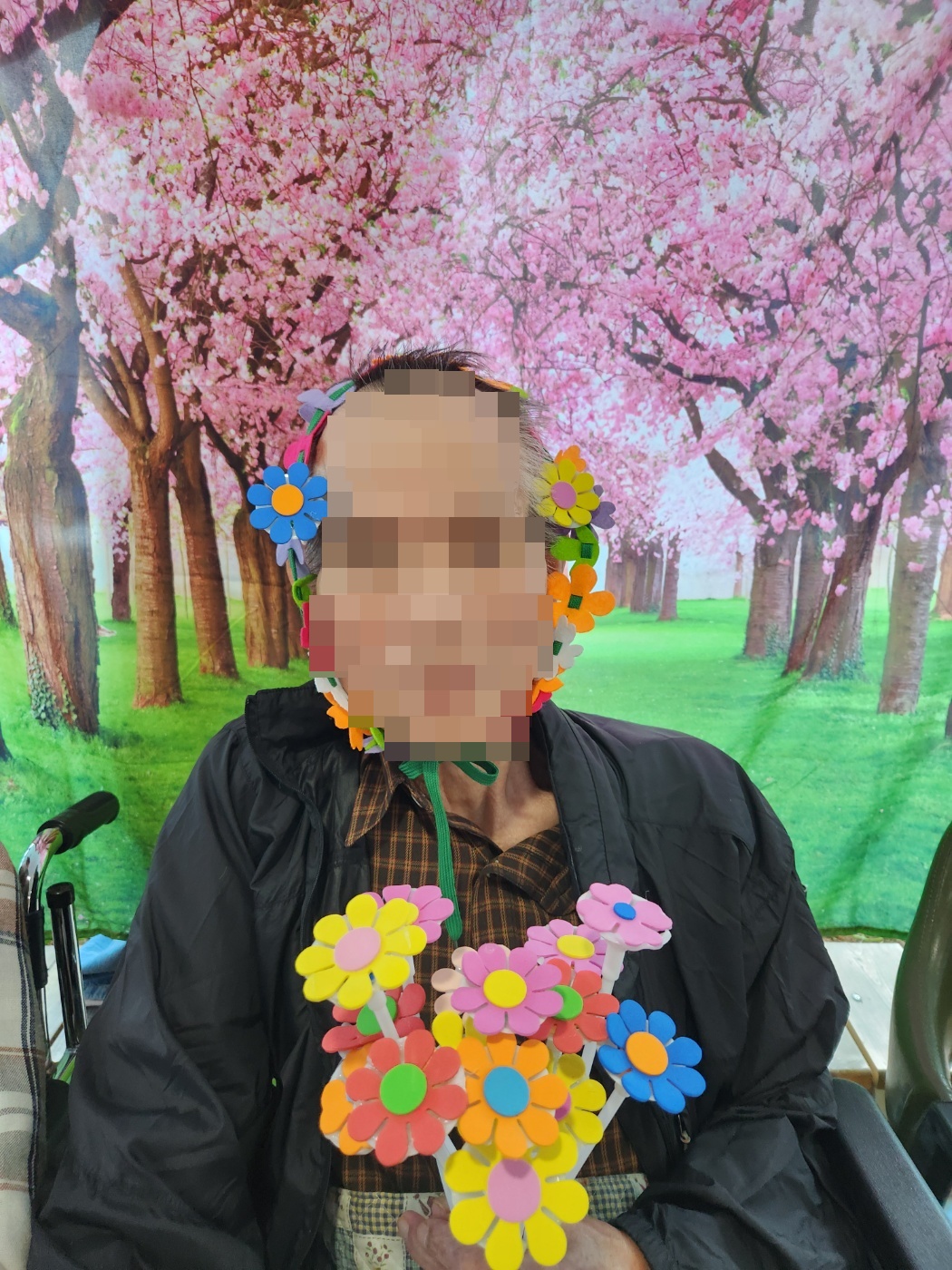 2025.04.09 요양원에도 봄이왔어요!-실버뮤직- [첨부 이미지13]