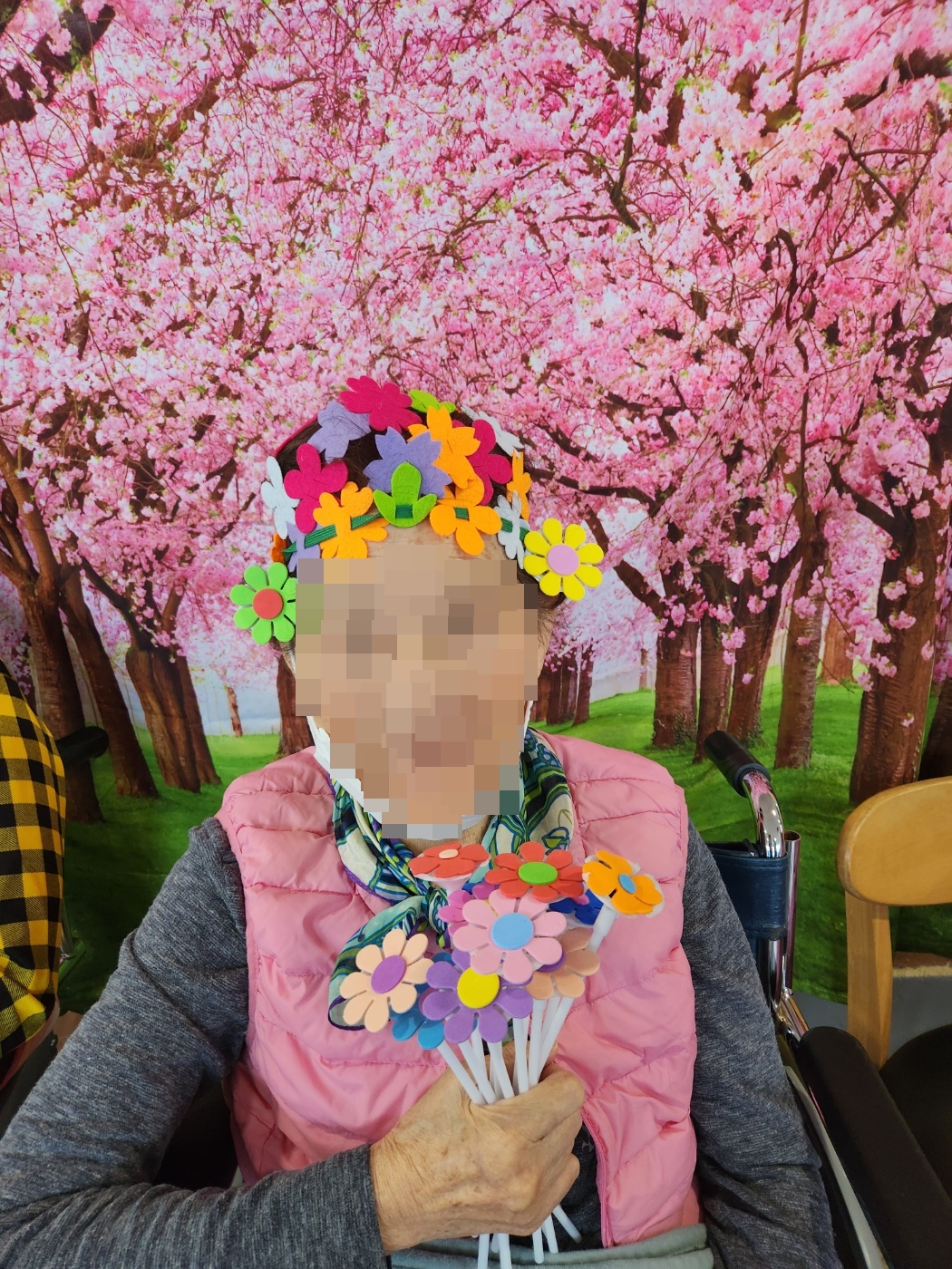 2025.04.09 요양원에도 봄이왔어요!-실버뮤직- [첨부 이미지4]