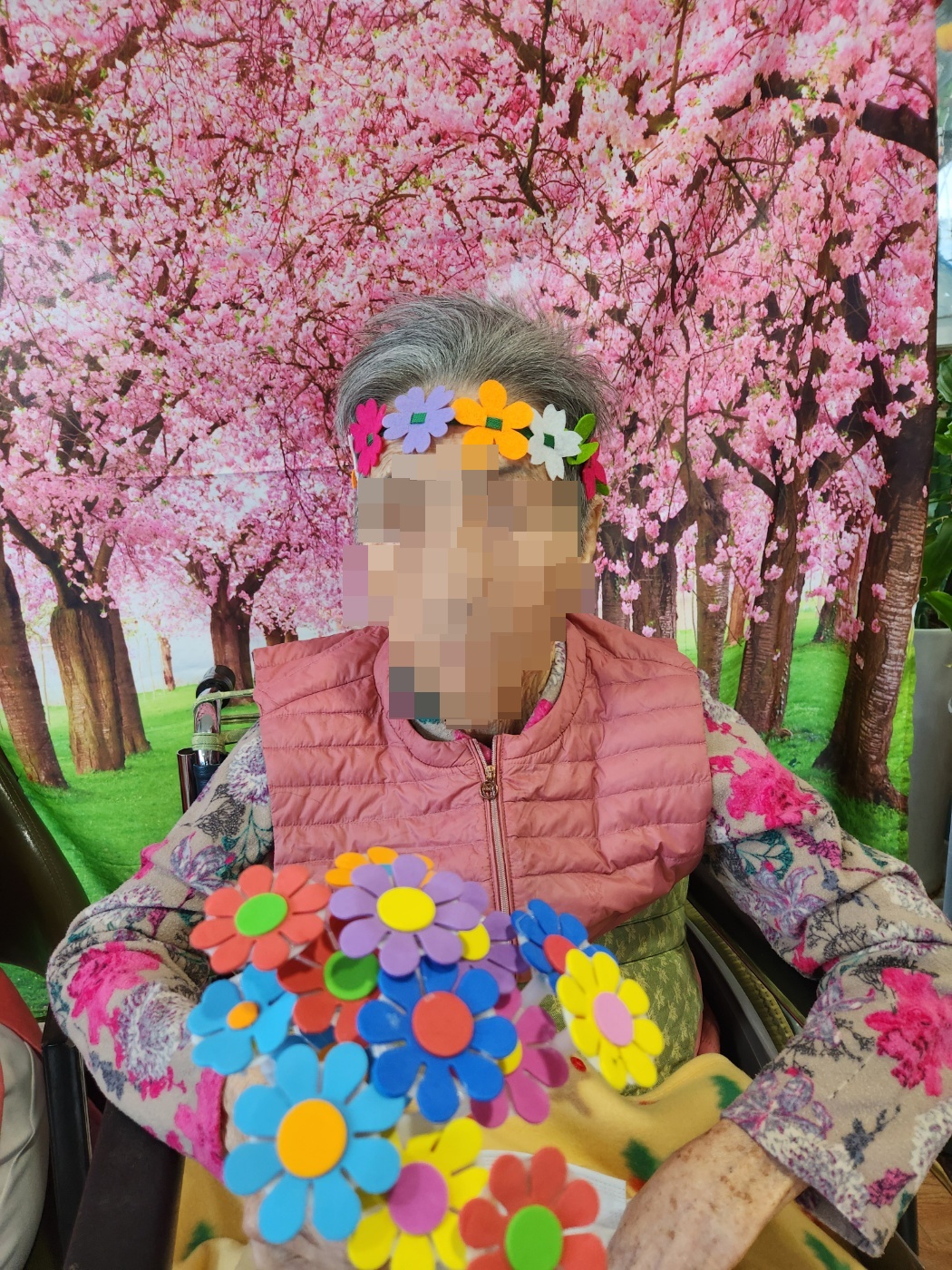 2025.04.09 요양원에도 봄이왔어요!-실버뮤직- [첨부 이미지6]