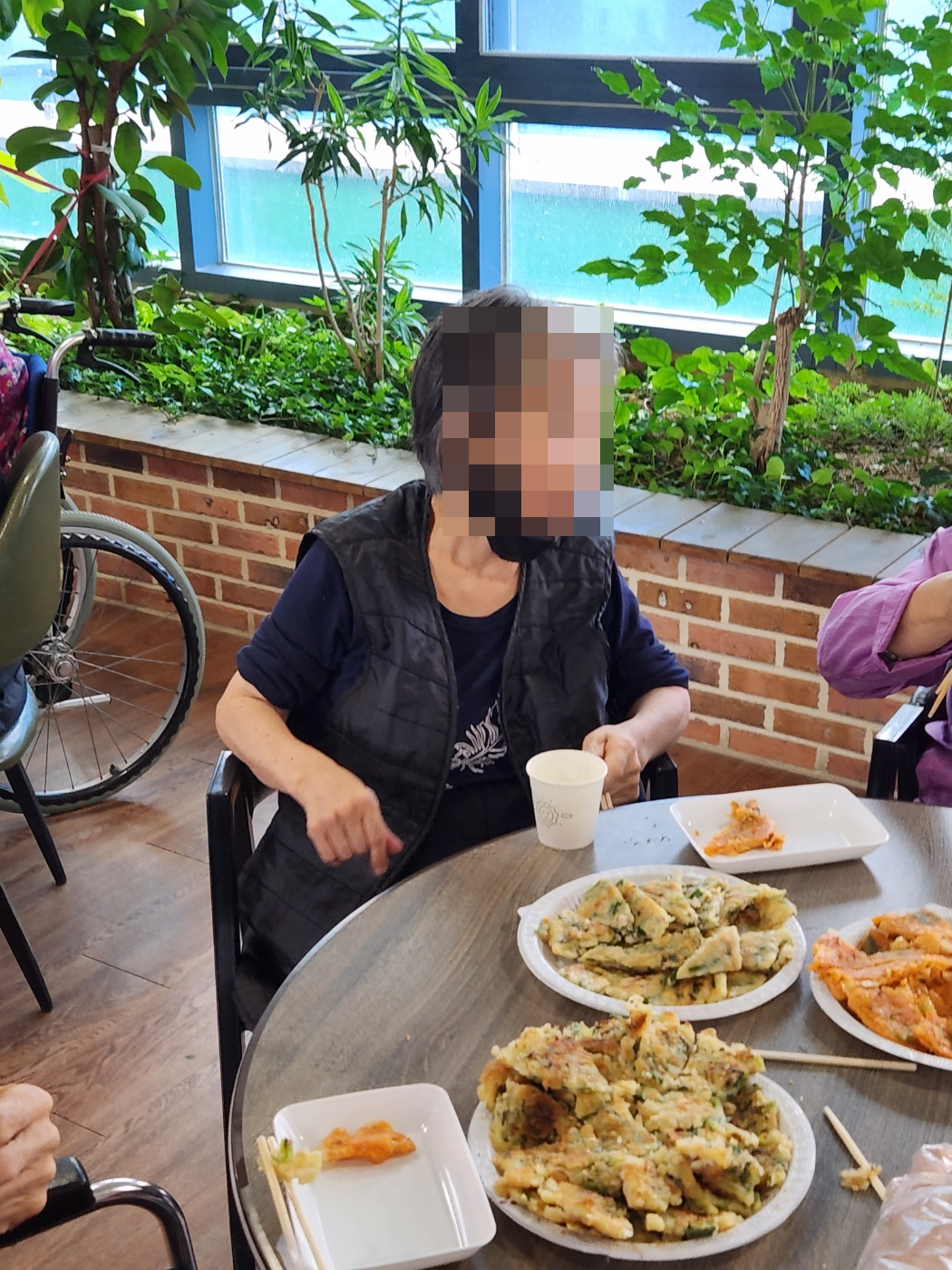 2025.04.22 "비 오는 날, 나비파전" [첨부 이미지12]