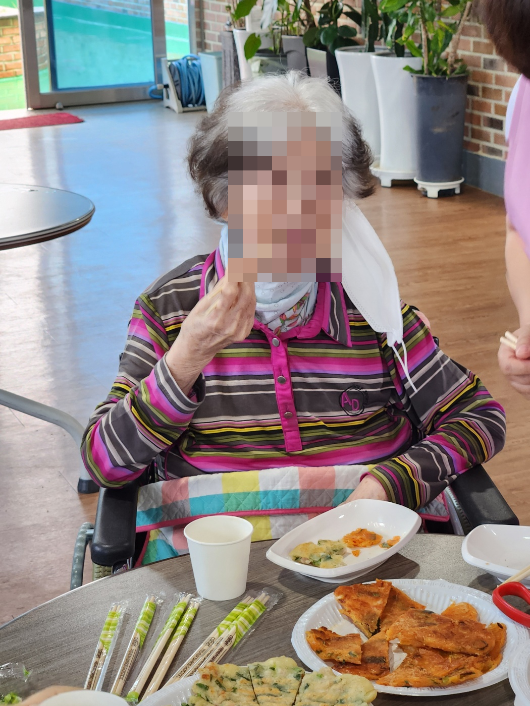 2025.04.22 "비 오는 날, 나비파전" [첨부 이미지17]