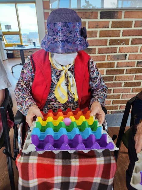 2025.05.15 " 알록달록 탁구공 놀이 " [첨부 이미지9]