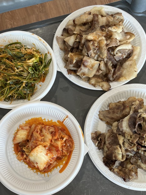 2025.06.09 “요양원에서도 캠핑 분위기~ 대패삼겹살과 우삼겹 구워드린 날” [첨부 이미지5]