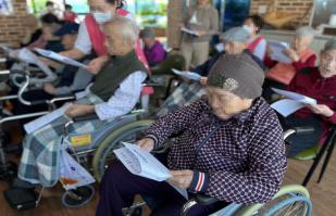 함께 나누는 마음의 평안 – 나비요양원 종교 프로그램