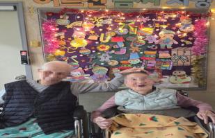 2025.12.02 " 나비어르신들의 겨울 향기가 가득한 겨울협동화 꾸미기 시간 "