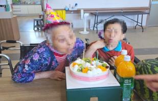2025년 8월 "생신잔치"